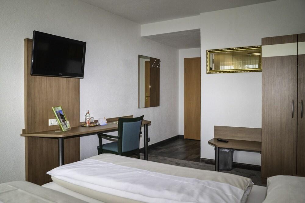 Flair Hotel Gruener Baum Donaueschingen Exteriör bild