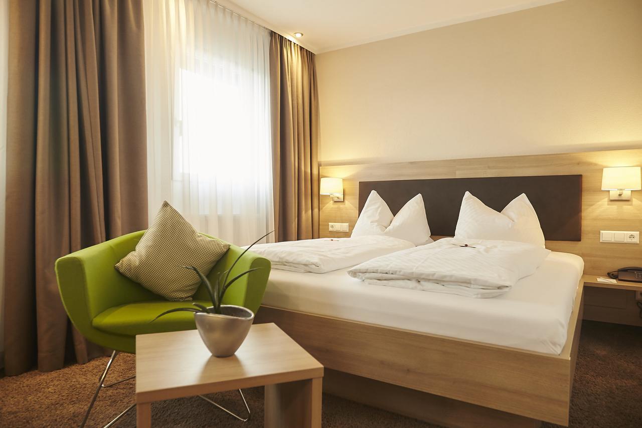 Flair Hotel Gruener Baum Donaueschingen Exteriör bild
