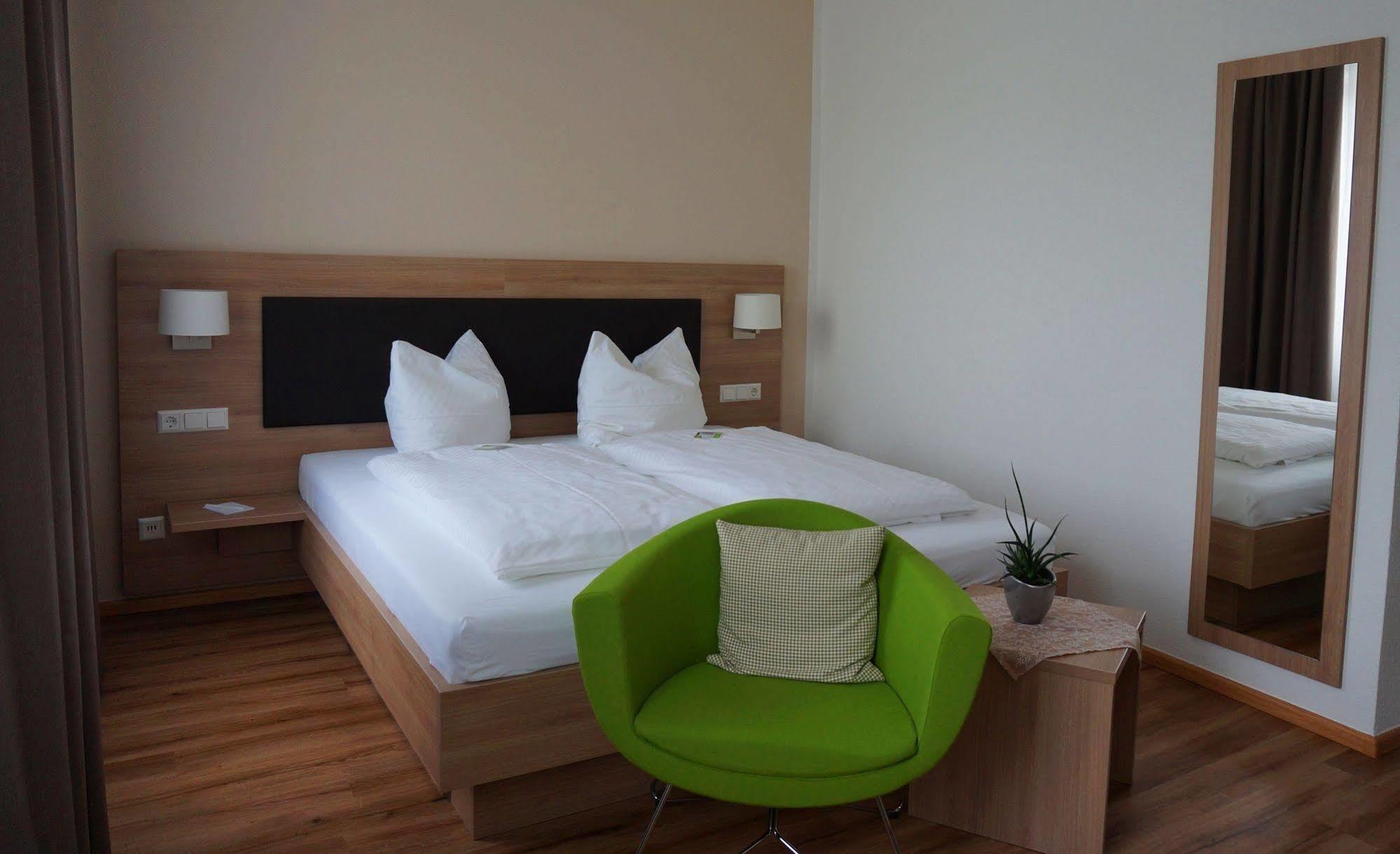 Flair Hotel Gruener Baum Donaueschingen Exteriör bild