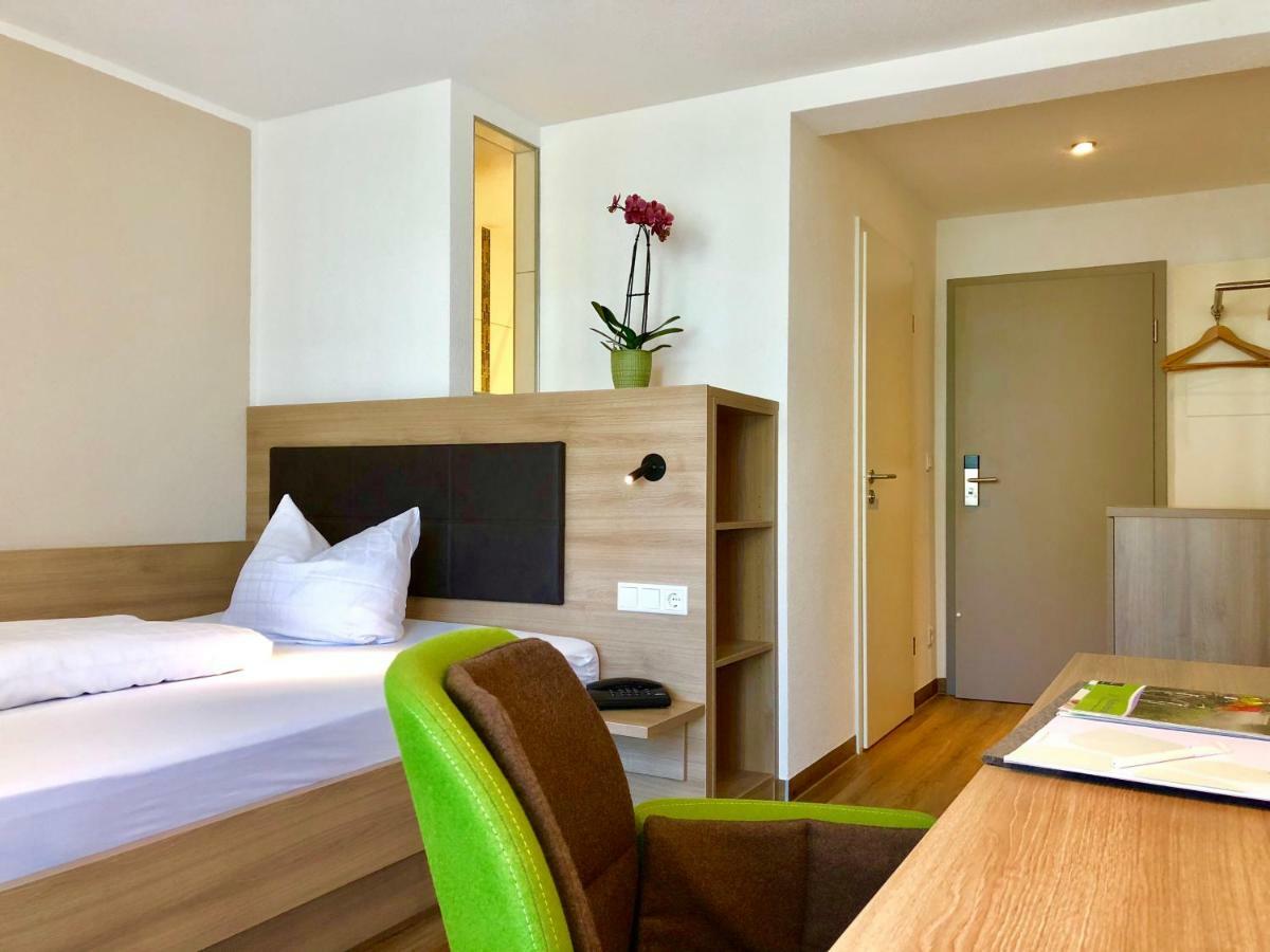 Flair Hotel Gruener Baum Donaueschingen Exteriör bild