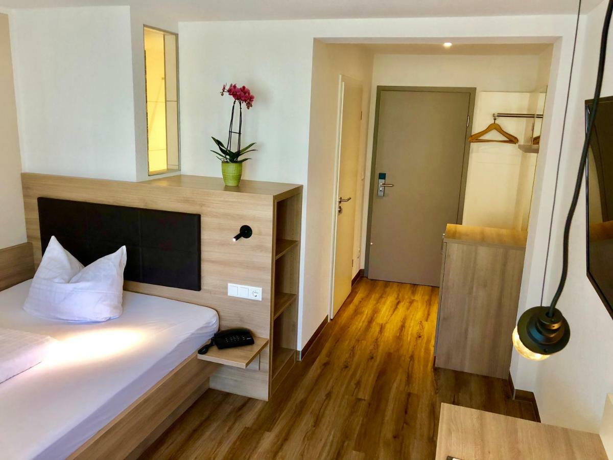 Flair Hotel Gruener Baum Donaueschingen Exteriör bild